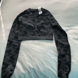 Gymshark camo seamless long sleeve crop!